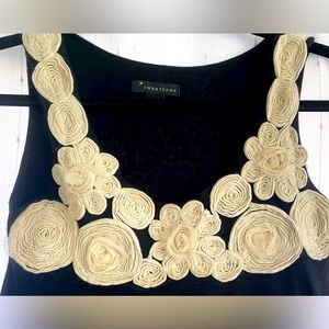 Forever 21 black flowy blouse with ivory embroidered flowers size smalll